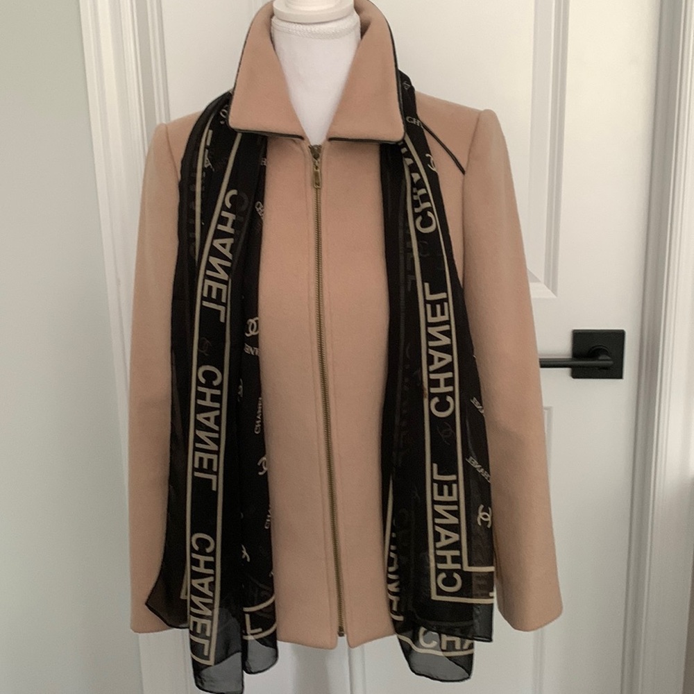 Peter Nygard- spring/fall jacket